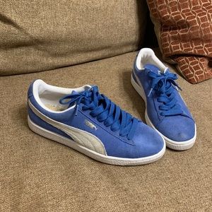 Puma sneakers